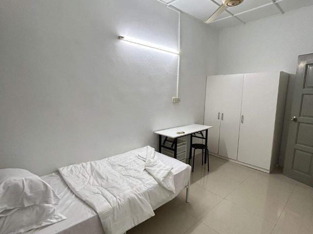 Room for rent in Petaling, Damansara Damai