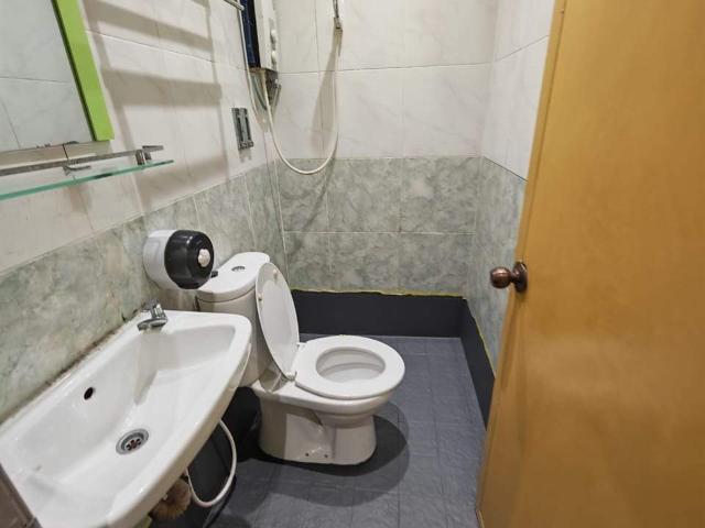 Room for rent in Country Heights Damansara, Kuala Lumpur