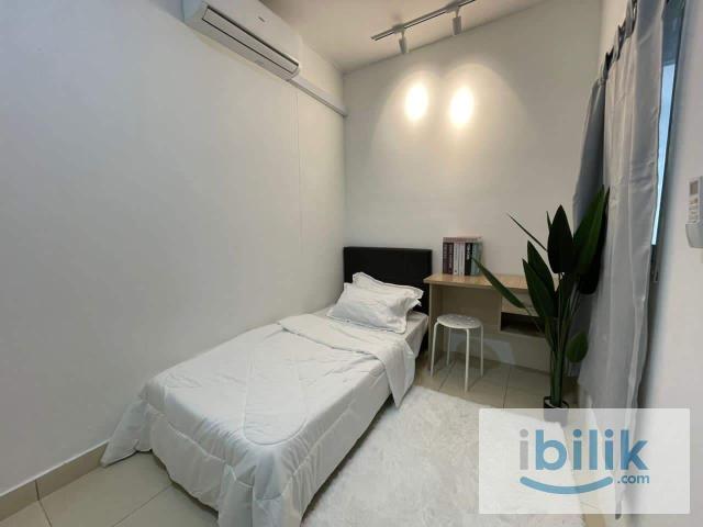 Room for rent in Petaling, Alam Impian
