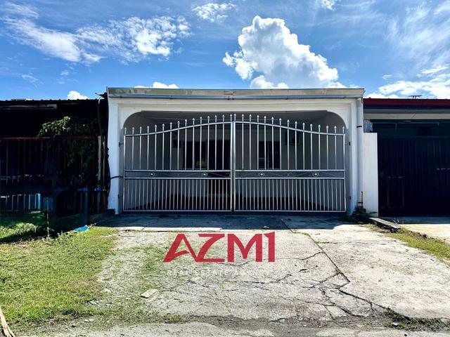 Terraced House for sale in Long Miri, Sarawak