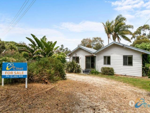 House for sale in Loch Sport, Victoria