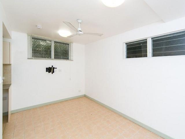 Granny Flat for rent in Toombul, Queensland