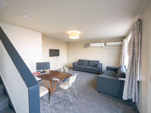 Property for rent in Otakou