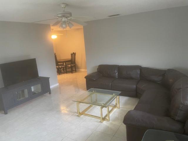 Room for rent in Boca Raton, Florida