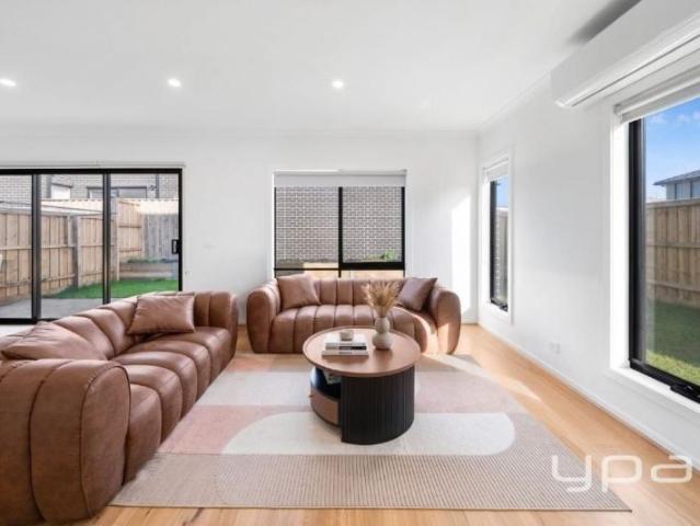 Townhouse for rent in Merrifield, Melbourne