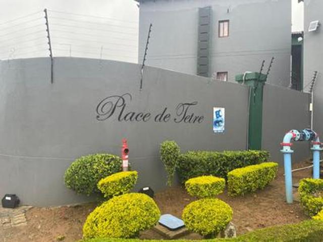 Townhouse for sale in Nooitgedacht, Gauteng