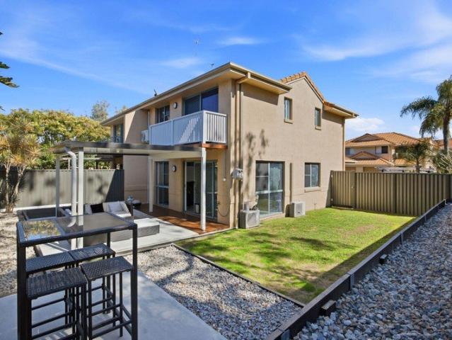 House for sale in Fernbrook, Queensland