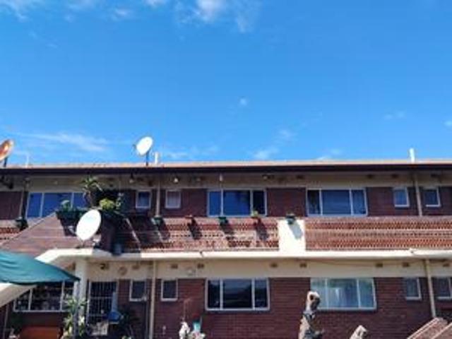 Apartment for sale in Queensburgh, Kwazulu-natal