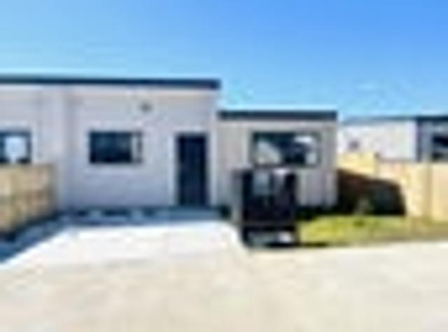Townhouse for sale in Papakura
