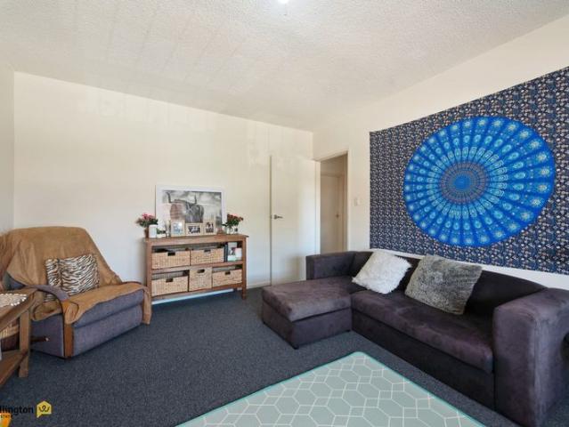 Apartment for rent in Sale, Victoria