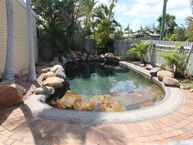 Apartment for rent in Hermit Park, Townsville