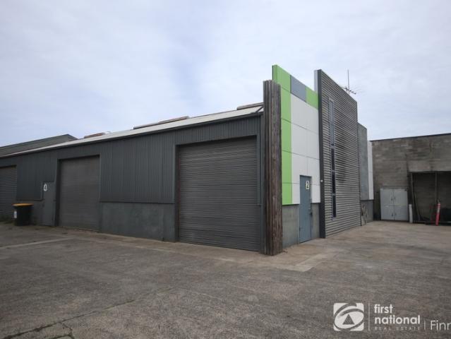 Warehouse for rent in Seaford, Melbourne
