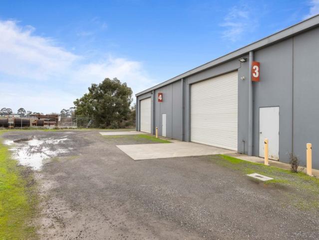 Warehouse for rent in Ballarat, Victoria