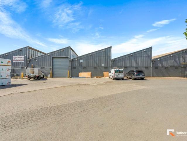 Warehouse for rent in Camerons Creek, Victoria
