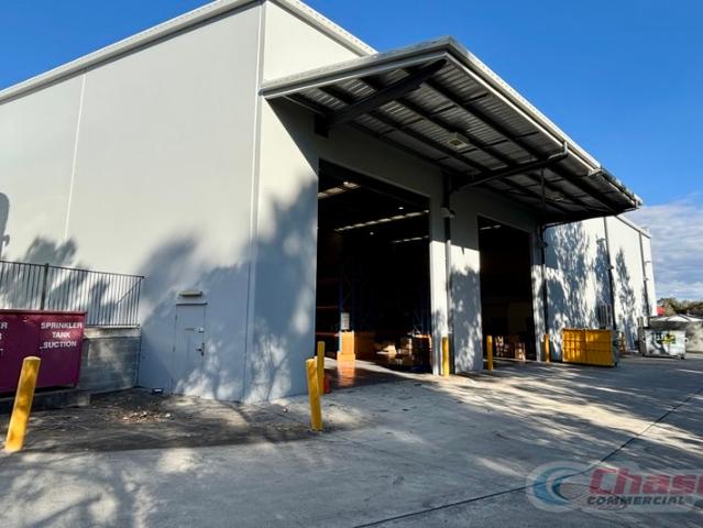Warehouse for rent in Toombul, Queensland