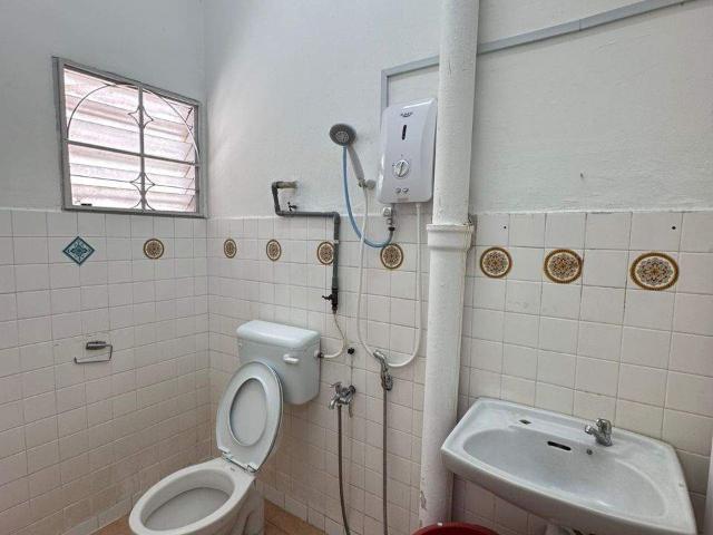 Room for rent in Petaling, Damansara Damai