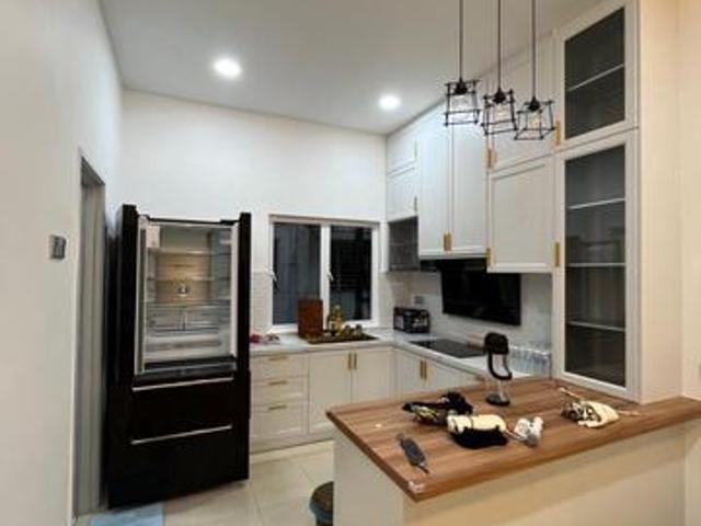 Townhouse for sale in Petaling, Subang Jaya