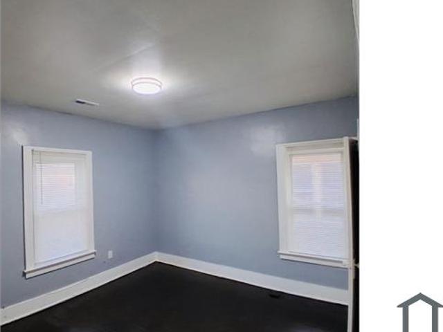 Townhouse for rent in Detroit