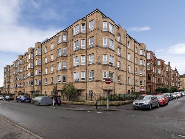 Apartment for rent in Shawmoss, Glasgow