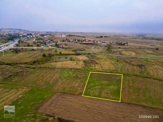 Yüregil, Dazkırı içerisinde satılık Arsa