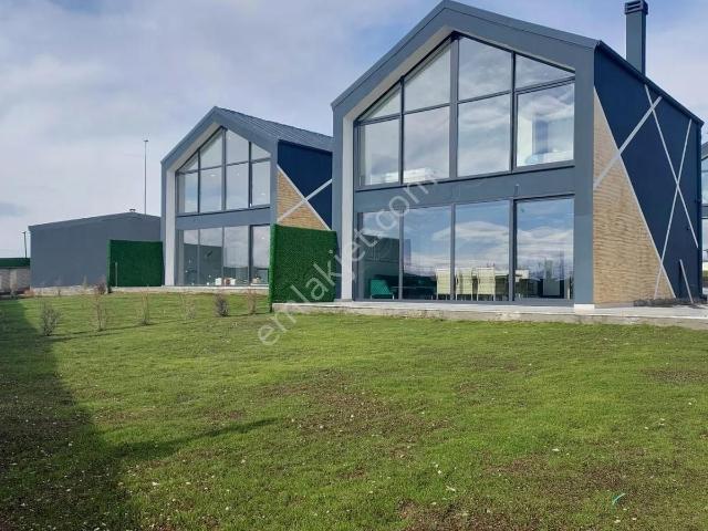 Sinanpaşa, Afyonkarahisar içerisinde satılık Villa
