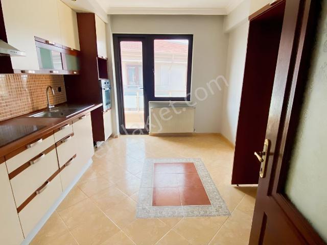 Selçuklu Mahallesi, Afyonkarahisar Merkez içerisinde kiralık mülk