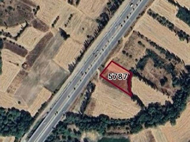 Sinanpaşa içerisinde satılık Arsa