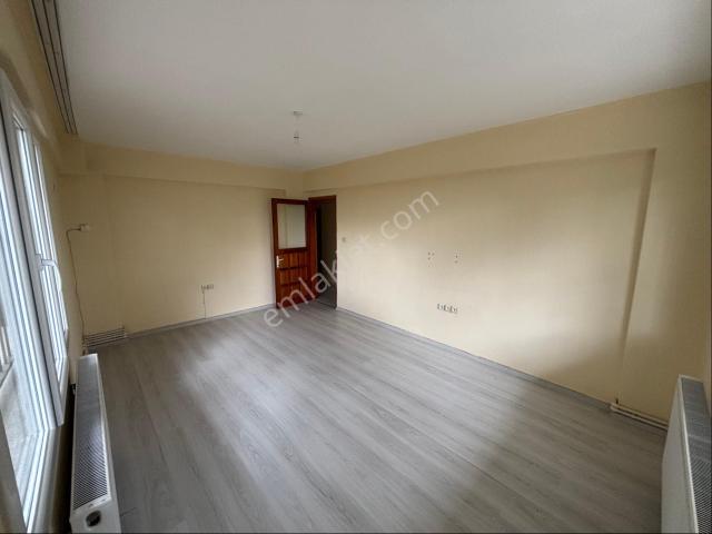 Bornova, İzmir içerisinde kiralık mülk