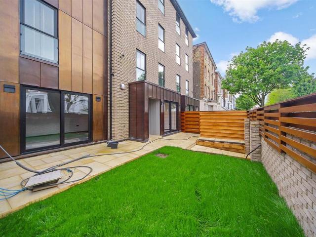 House for rent in Kentish Town, Greater London