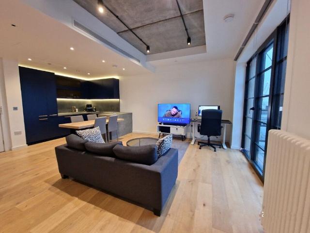 House for rent in Blackwall, Greater London