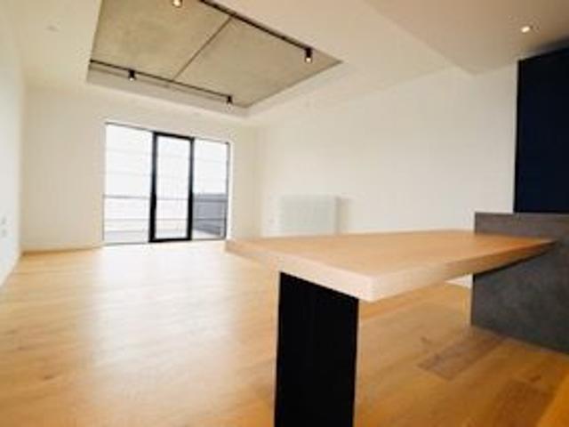 House for rent in Blackwall, Greater London