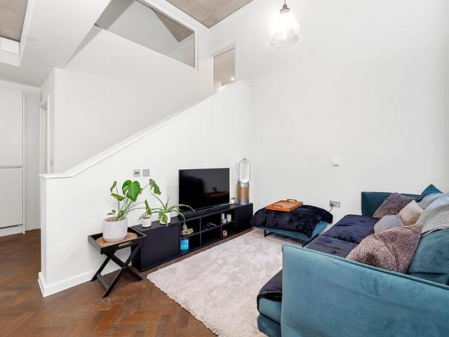 House for rent in Kentish Town, Greater London