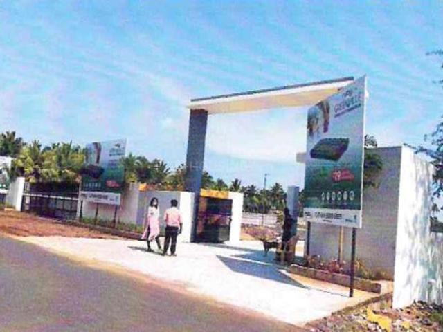 Land for sale in Kandigai, Tamil Nadu