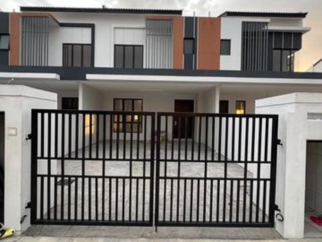 Terraced House for rent in Tanjong Sepat, Selangor