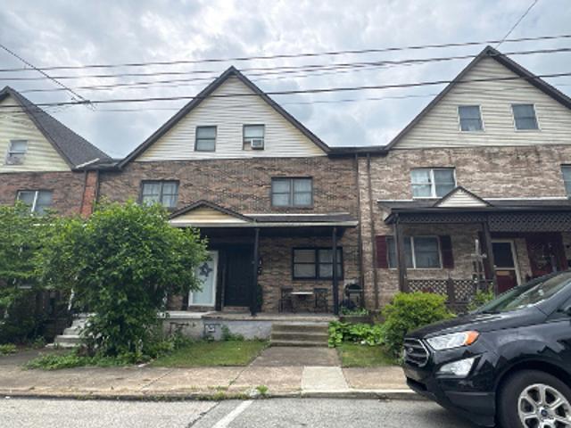 Condo for sale in Pitcairn, Pennsylvania