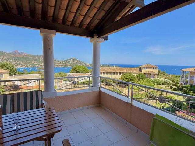 Appartement vente à Arrondissement de Draguignan, Saint-raphaël