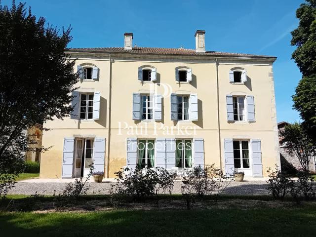 Château vente à Agen