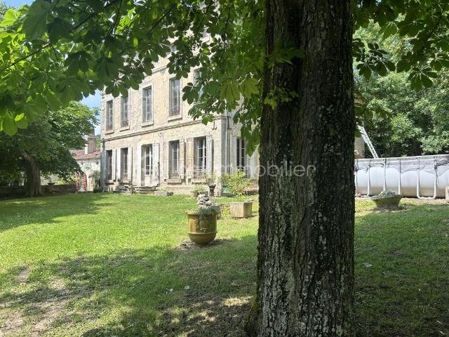 Château vente à Agen