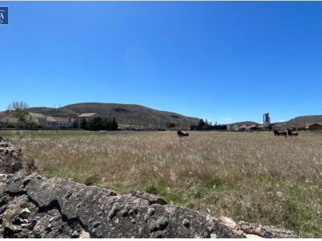 Local Comercial en venta en Sigüenza, Castilla-La Mancha