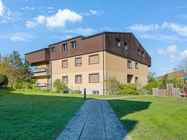 Wohnung kaufen in Muhen, Aargau