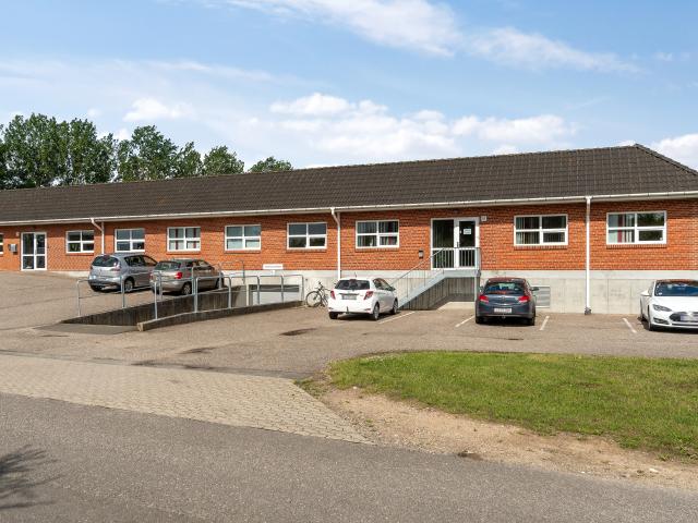Erhvervsejendom til leje i Over Holluf, Odense