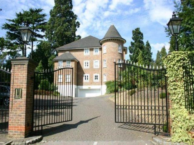 Apartment for rent in Sunninghill and Ascot, Ascot
