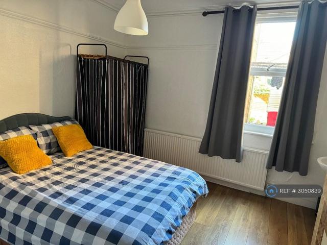 House for rent in Semilong, Northampton