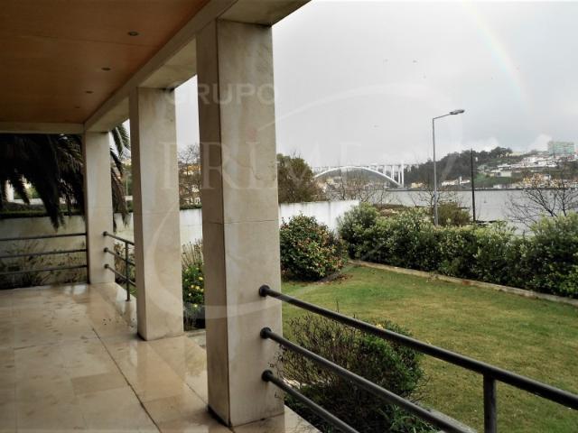 Casa alugar em Porto, Lordelo Do Ouro