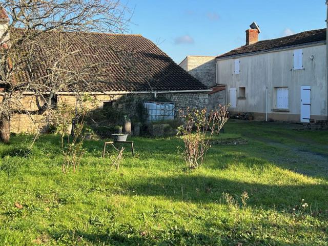 Maison vente à Fontenay-le-Comte, Sainte-gemme-la-plaine