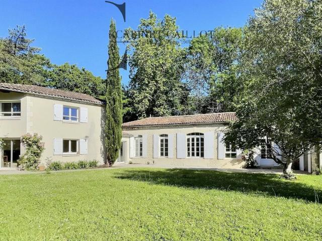 Maison vente à Saintes, Chaniers