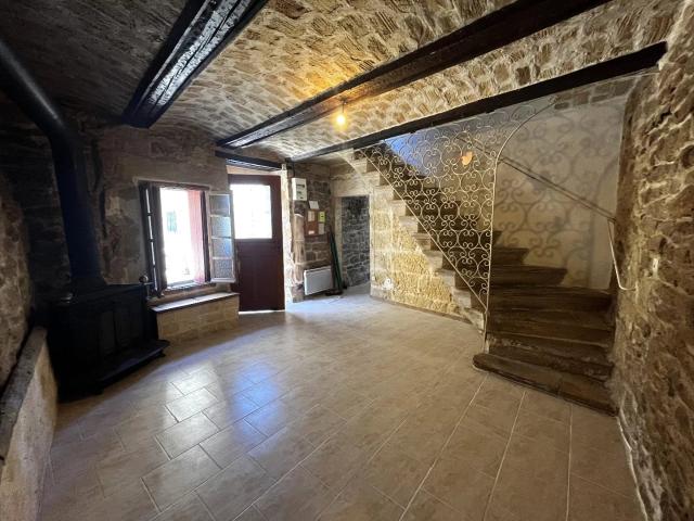 Maison vente à Nîmes, Aujargues