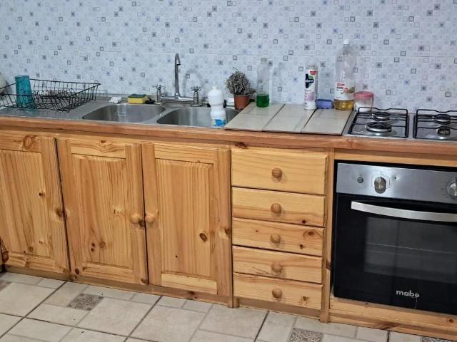 Agrícola en Constitución