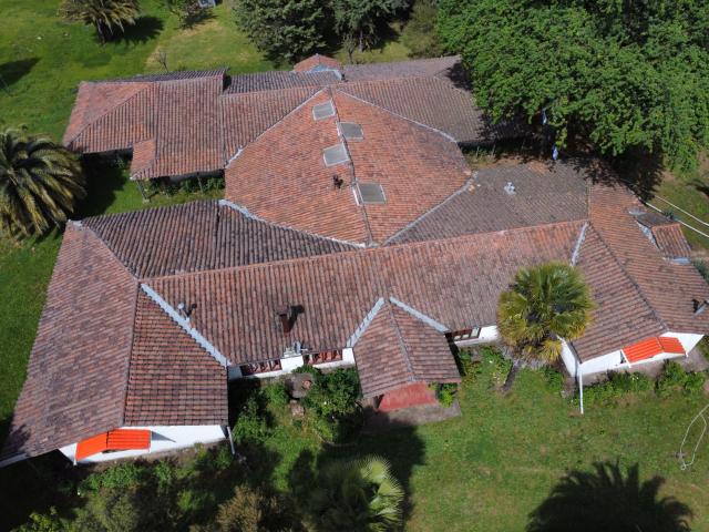 Agrícola en Ñiquén