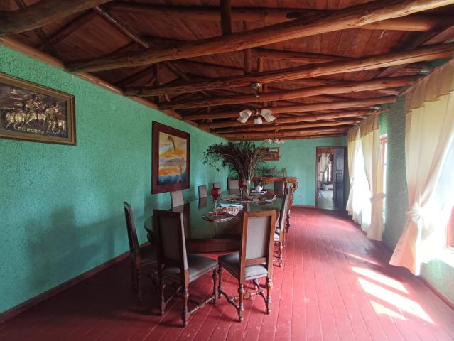 Agrícola en Ñiquén